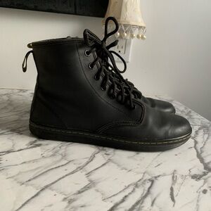 Dr Marten Shoreditch Woman’s   Boot 9